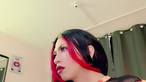 Snapshot of marcell_nova chatting on November 24, 1:00 pm marcell_nova online show from November 24, 1:00 pm