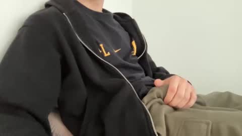 Snapshot of marcellohardsex chatting on January 6, 10:57 am marcellohardsex online show from January 6, 10:57 am