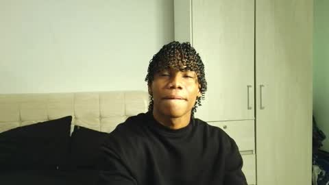 Snapshot of marcelo_dosantos77 chatting on December 19, 5:25 am MARCELO online show from December 19, 5:25 am