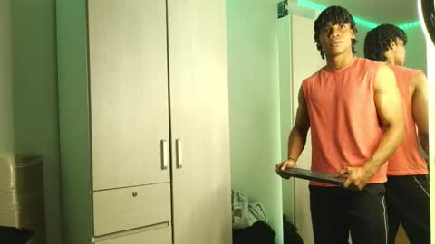 Snapshot of marcelo_dosantos77 chatting on January 6, 2:54 pm MARCELO online show from January 6, 2:54 pm