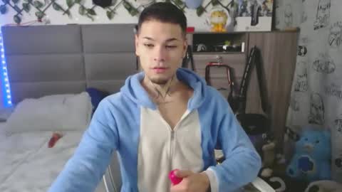 Snapshot of marcelo_m1lk chatting on October 27, 10:36 pm marcelo_m1lk online show from October 27, 10:36 pm