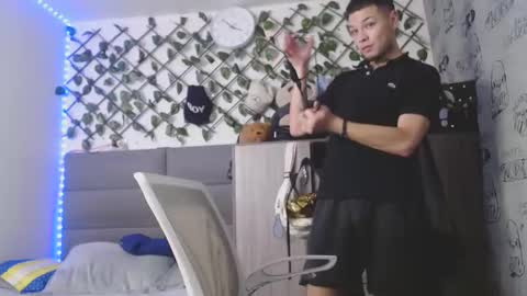 Snapshot of marcelo_m1lk chatting on October 29, 5:20 am marcelo_m1lk online show from October 29, 5:20 am