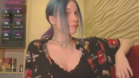 marci_n online show from September 18, 9:28 pm