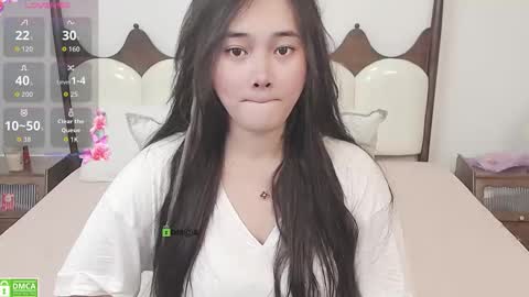 Snapshot of marcialena chatting on November 17, 3:23 am Lena online show from November 17, 3:23 am