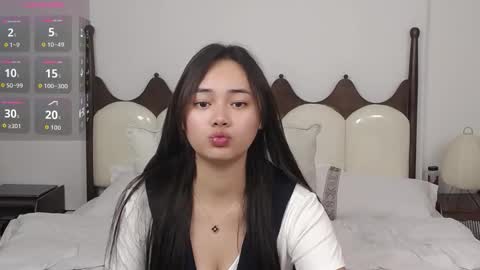 Snapshot of marcialena chatting on November 30, 2:26 am Lena online show from November 30, 2:26 am