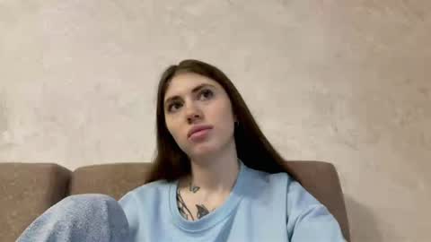 Snapshot of marcielongsdorf chatting on May 31, 1:07 pm Mari online show from May 31, 1:07 pm
