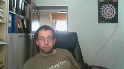 Snapshot of marcjemp chatting on July 10, 2:19 pm marcjemp online show from July 10, 2:19 pm