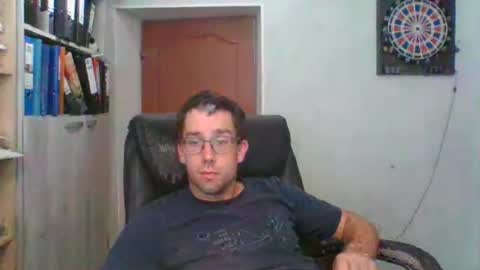 Snapshot of marcjemp chatting on July 14, 2:23 pm marcjemp online show from July 14, 2:23 pm