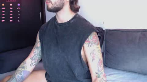 marco_allison43 online show from September 21, 6:09 pm