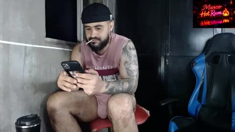 Snapshot of marco_aure chatting on May 18, 2:07 am marco_aure online show from May 18, 2:07 am