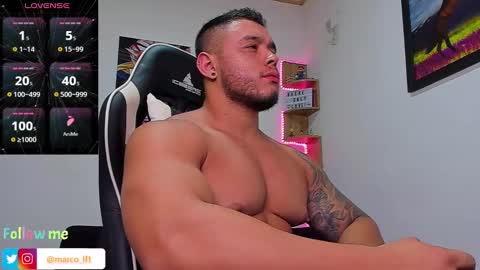 Snapshot of marco_diaz1 chatting on March 7, 10:32 pm Marco Diaz online show from March 7, 10:32 pm