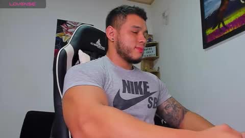 Snapshot of marco_diaz1 chatting on October 7, 11:46 pm Marco Diaz online show from October 7, 11:46 pm