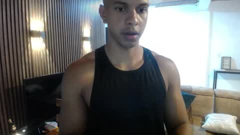 Snapshot of marco_striker chatting on May 21, 8:16 pm Marco online show from May 21, 8:16 pm
