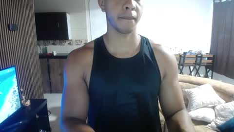 Snapshot of marco_striker chatting on May 25, 8:48 pm Marco online show from May 25, 8:48 pm