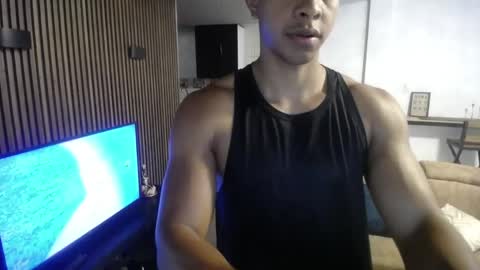 Snapshot of marco_striker chatting on June 1, 1:35 pm Marco online show from June 1, 1:35 pm