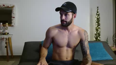 Snapshot of marcoandpolo01 chatting on December 18, 3:37 am Marco Polo online show from December 18, 3:37 am