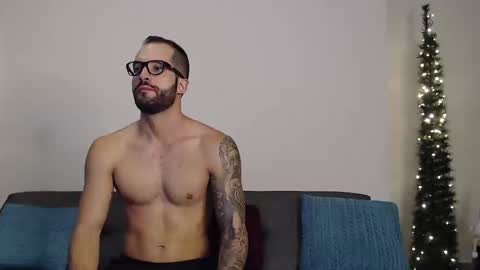 Snapshot of marcoandpolo01 chatting on December 26, 3:38 am Marco Polo online show from December 26, 3:38 am