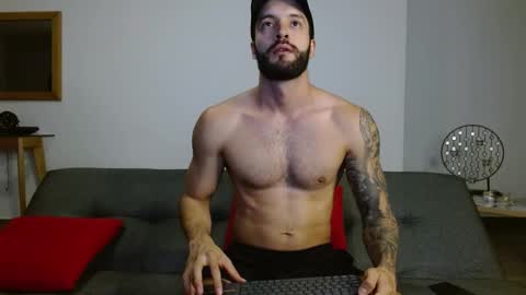 Snapshot of marcoandpolo01 chatting on January 30, 2:38 am Marco Polo online show from January 30, 2:38 am