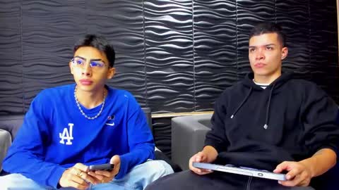 Marco and Ethan online show from January 7, 5:22 am