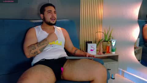 marcus_aress online show from April 29, 7:42 pm