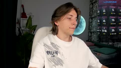 Snapshot of marcus_euphoria chatting on September 11, 9:04 pm Marcus online show from September 11, 9:04 pm