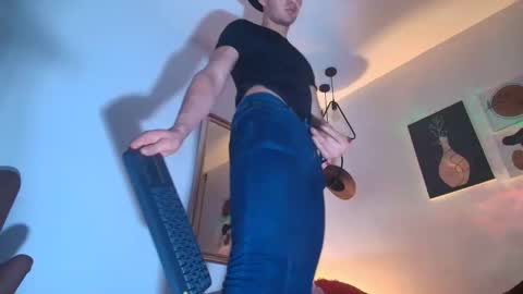 marcus_fire online show from October 17, 12:25 am