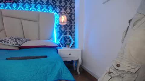 Snapshot of marcus_hanks chatting on January 24, 3:43 am Marcus Hanks online show from January 24, 3:43 am