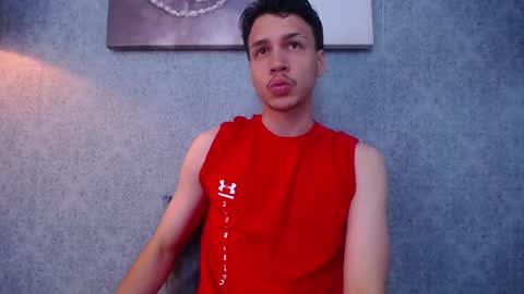 Snapshot of marcus_hanks chatting on January 26, 3:59 am Marcus Hanks online show from January 26, 3:59 am