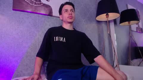 Snapshot of marcus_hanks chatting on January 28, 3:57 am Marcus Hanks online show from January 28, 3:57 am