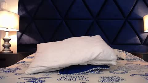 Snapshot of marcus_hanks chatting on February 2, 5:26 pm Marcus Hanks online show from February 2, 5:26 pm