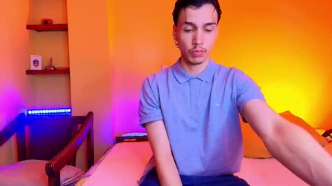 Snapshot of marcus_hanks chatting on September 20, 4:35 am Marcus Hanks online show from September 20, 4:35 am