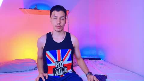 Snapshot of marcus_hanks chatting on November 2, 3:42 am Marcus Hanks online show from November 2, 3:42 am