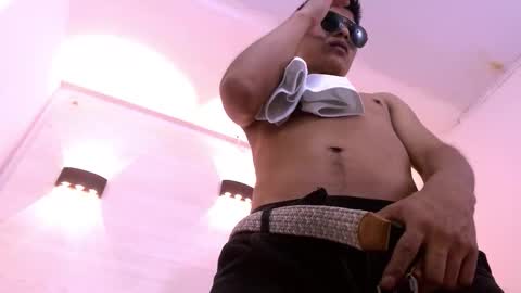 Snapshot of marcus_hans chatting on October 24, 6:04 pm marcus hans online show from October 24, 6:04 pm