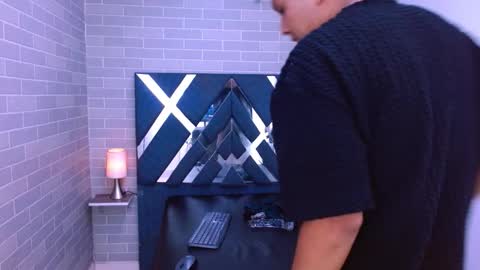 Snapshot of marcus_hans chatting on November 29, 5:05 pm marcus hans online show from November 29, 5:05 pm