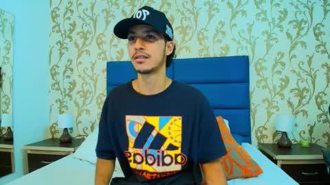 Snapshot of marcus_jeron chatting on November 5, 10:10 pm marcus_jeron online show from November 5, 10:10 pm