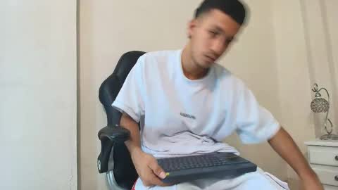 marcus_jeron online show from April 24, 1:41 am