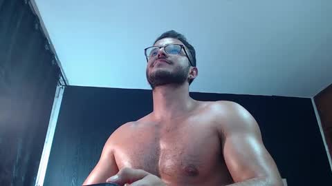 marcus_lafourt online show from December 7, 9:55 pm