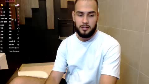 Snapshot of marcus_soler chatting on October 28, 2:20 pm marcus_soler online show from October 28, 2:20 pm