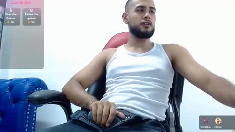 Snapshot of marcus_soler chatting on November 15, 5:53 pm marcus_soler online show from November 15, 5:53 pm