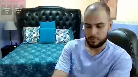 Snapshot of marcus_soler chatting on November 18, 2:43 pm marcus_soler online show from November 18, 2:43 pm