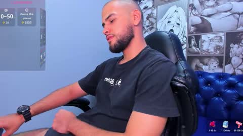 Snapshot of marcus_soler chatting on December 1, 5:40 pm marcus_soler online show from December 1, 5:40 pm