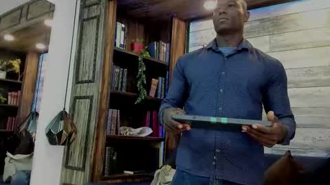 Marcusssss online show from March 13, 11:50 am