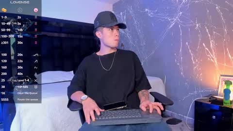 Snapshot of marcuscollins1_ chatting on October 25, 2:24 pm Marcus online show from October 25, 2:24 pm