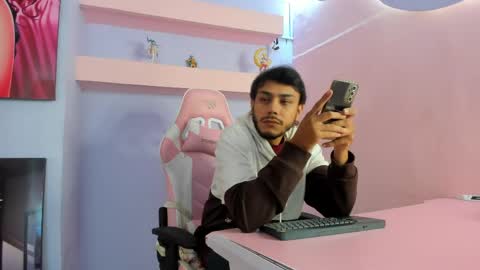 Snapshot of marcusgrayy chatting on May 7, 11:59 am Marcus online show from May 7, 11:59 am