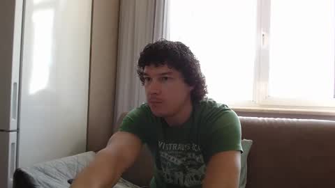 Dorian Salazar online show from April 25, 7:44 am