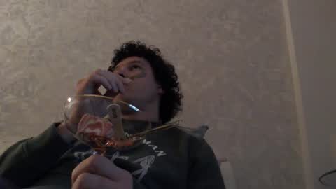 Dorian Salazar online show from April 25, 5:10 pm