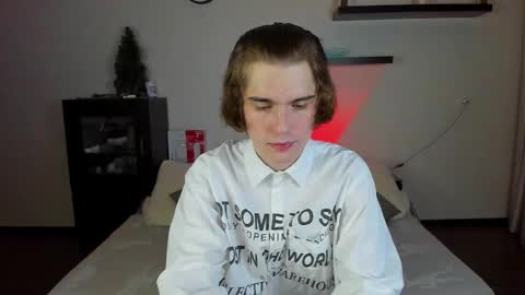 Marcus Jones online show from December 17, 10:11 pm