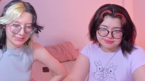 Snapshot of marcy_grey chatting on February 23, 11:58 pm danna online show from February 23, 11:58 pm