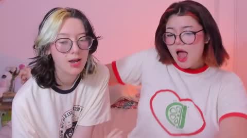 Snapshot of marcy_grey chatting on March 1, 1:22 am danna online show from March 1, 1:22 am