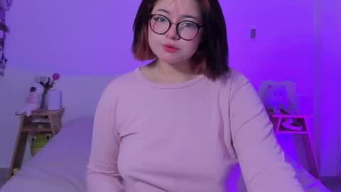 Snapshot of marcy_grey chatting on March 1, 10:24 am danna online show from March 1, 10:24 am